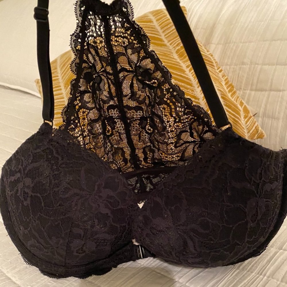 PINK - Victoria's Secret Pushup Bra Black Lace - Racerback